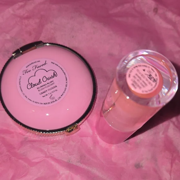Too Faced Gloss and Blush Set - Pink and Purple - Picture 5 of 6